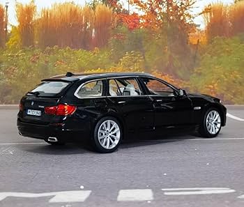 600-008 1/18 BMW 550i Touring ブラック 1/18 Dealer Edition BMW F11 5 Series 550i Touring Wagon
